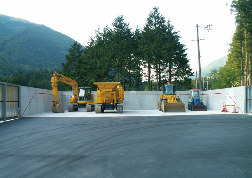 破砕施設 株式会社愛濃技建